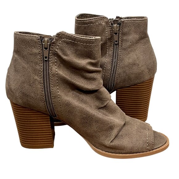 Rampage Taupe Faux Suede Peep Toe Ankle Booties Women’s 7.5 - Picture 7 of 11